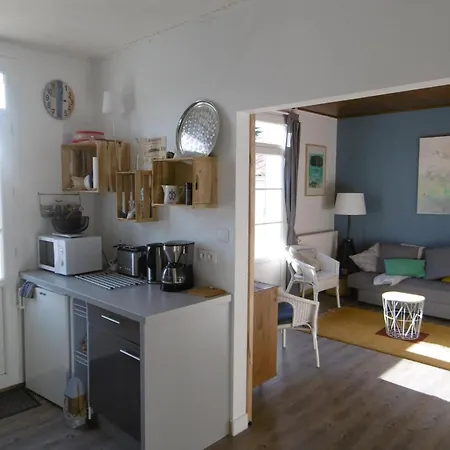 Maison Renovee Proche L'herbaudiere Avec Jardin Et Parking - Fr-1-823-55 Noirmoutier-en-l'Ile