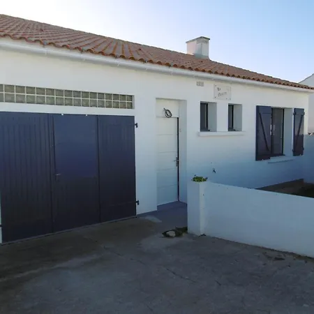 Dom wakacyjny Maison Renovee Proche L'herbaudiere Avec Jardin Et Parking - Fr-1-823-55 *