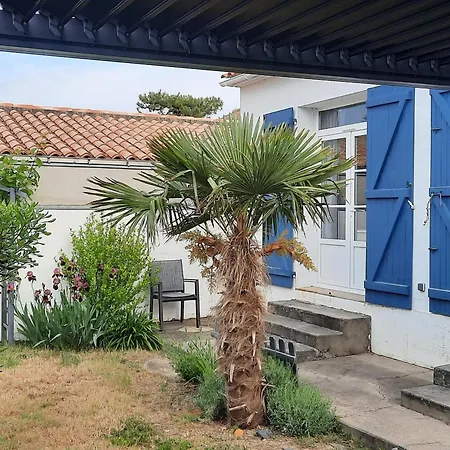 Maison Renovee Proche L'herbaudiere Avec Jardin Et Parking - Fr-1-823-55